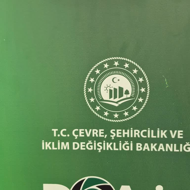 Nevşehir Migros’ta Geri Dönüşüm Makinesi Çalışmıyor, Müşteri Hizmetleri Uzun Bekletiyor