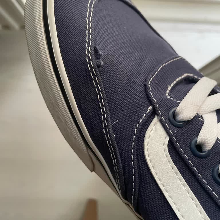 Vans Ayakkabımın Kısa Sürede Yırtılması Ve Değişim Talebimin Reddedilmesi