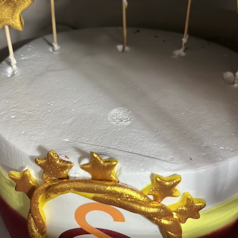 Özel Galatasaray Temalı Pasta Siparişinde Kalite Uyuşmazlığı Ve İade Talebi