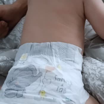 Gece Çişi Tutmayan Prima Premium Care Bebek Bezi Nedeniyle Islak Yatak Ve Sağlık Endişesi