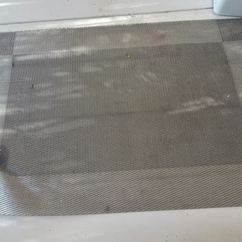 Marmaris Otelinde Kırık Banyo Kapısı, Kalitesiz Yemek Ve Hijyen Eksikliği