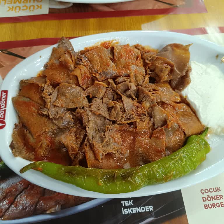 Baydöner İskender'inde Kalitesiz Sunum Ve Hijyen Şüphesi