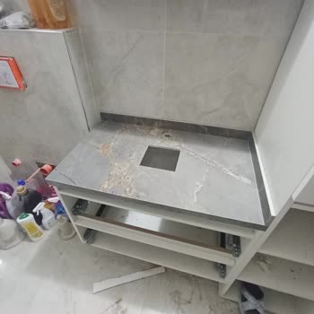 Diora Mobilya & Dekorasyon Villa Tadilat Yapılan İşçilik Son Derece Özensiz Ve Kalitesiz