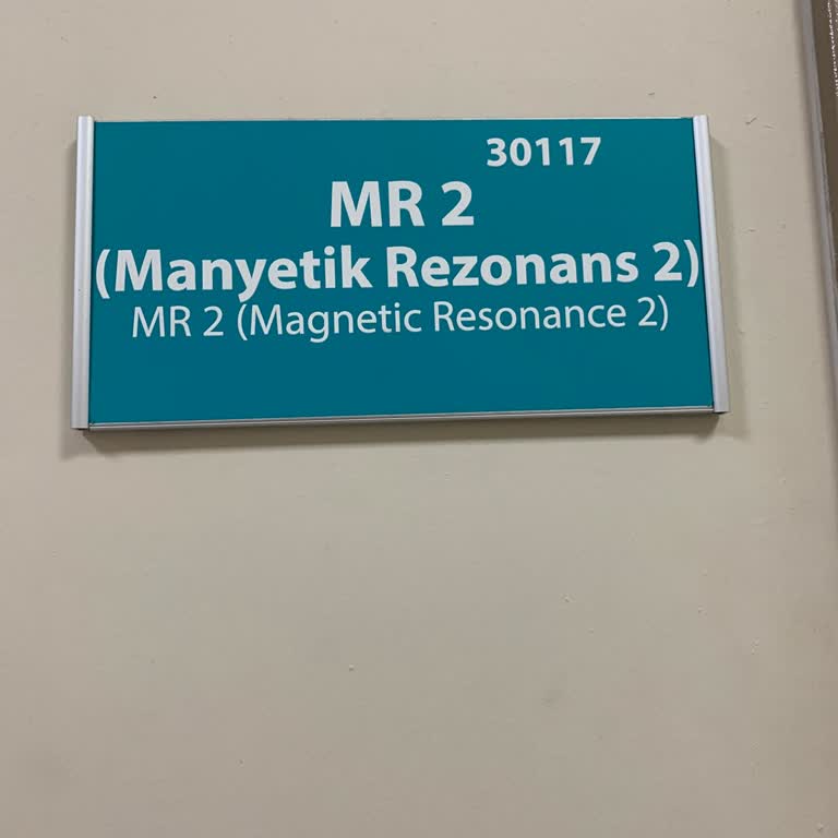 Randevulu MRI Randevusunda Üç Saat Bekleme Ve Acil Kesintileri