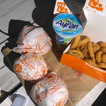 Popeyes Çorlu Şubesinde Uzun Bekleme Ve Eksik Ürünler