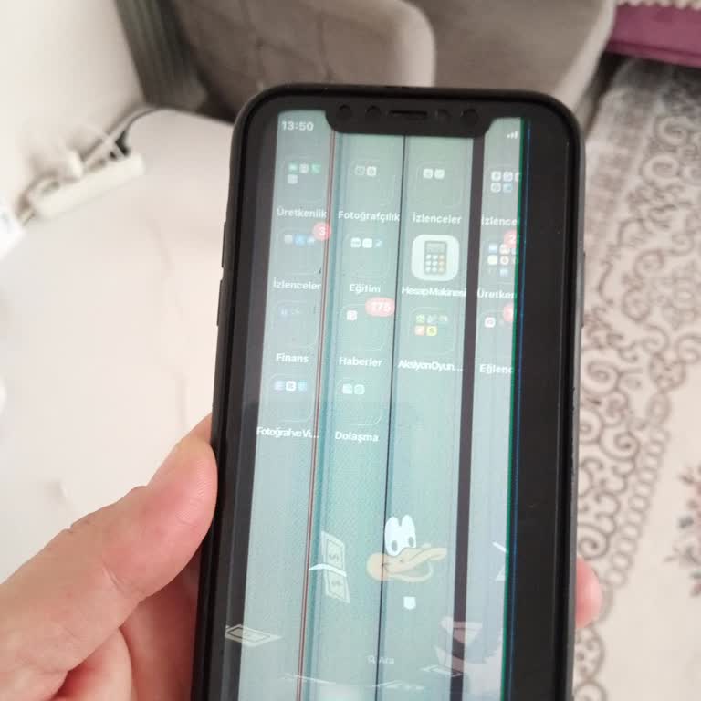 Tam Kaskolu İPhone 11 Ekran Sorunu Ve Müşteri Hizmetlerine Ulaşılamaması
