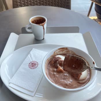 Froyo Ve Çikolata Sosunda Kalite Sorunu Personel Eğitim Eksikliği Nedeniyle
