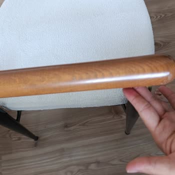 Hasarlı Gelen Sandalyeler İçin Ücret İadesi Talebi