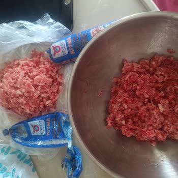 Et Ve Süt Kurumu’nun Dana Kıymasındaki Kalitesiz Parçalar Müşteri Güvenini Zedeledi