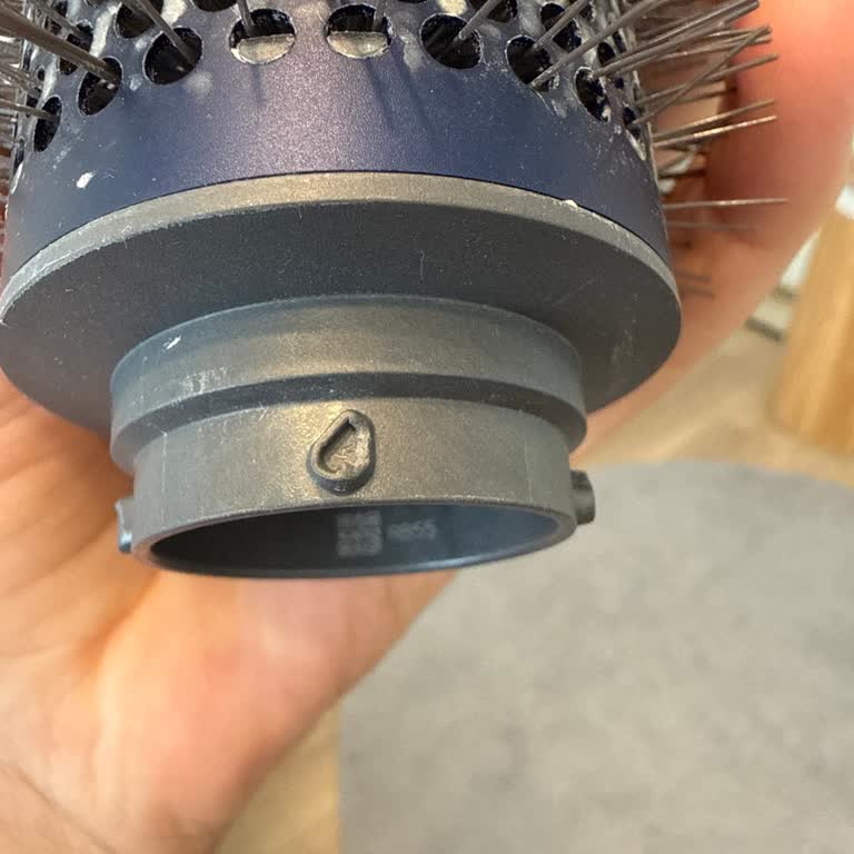 Dyson Airwrap Hacim Başlığı Dişlerinin Kendi Kendine Düşmesi Ve Garanti Talebimin Reddedilmesi