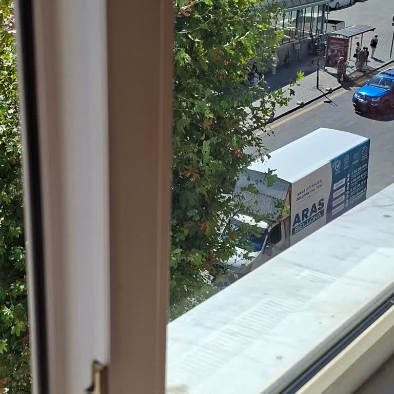 Asansör Yok Dediği İçin Düğün Paketi Teslimatı Reddedildi