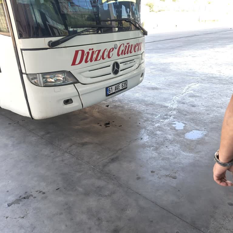 Güvenli Olmayan Otobüs Hareketi Ve Saygısız Muavin
