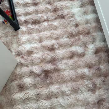 Nevmahall Sultanbeyli Şubesinde Peluş Halı Kullanıcı Hatası İddiası Ve Kaba İletişim