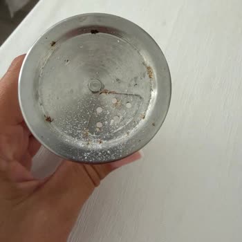 Karaca Baharat Seti İlk Kullanımda Paslandı Ve Değişim Talep Ediliyor