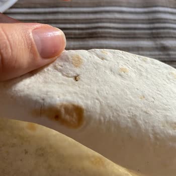 Lavaşta Ölü Böcek Tespiti Markaya Güveni Sarsıyor