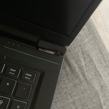 Servis Sürecinde Oluşan Laptop Hasarı Ve Ücretsiz Onarım Talebi