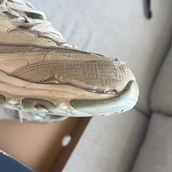 Skechers Ayakkabısında Hızlı Deformasyon Ve Dış Yırtılmalar Nedeniyle İade Talebi