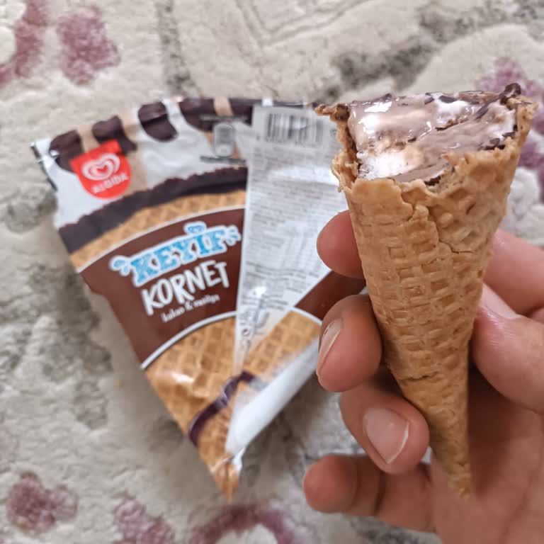 Algida Dondurmalarında Bozuk Külah Ve Zehirlenme Riski