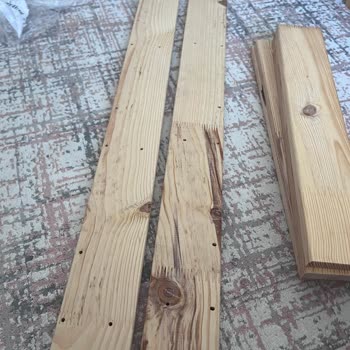 Astek Bilişim’den Gelen Hasarlı Montessori Kitaplık İçin Çözüm Talebi