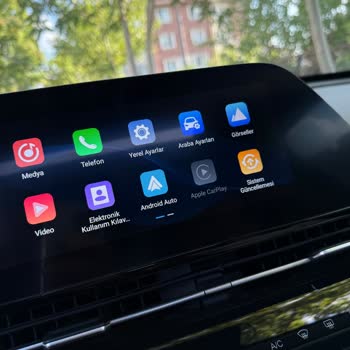 Yazılım Güncellemesi Sonrası CarPlay Bağlantısı, Sıcaklık Göstergesi Ve Sürüş Modu Sorunları
