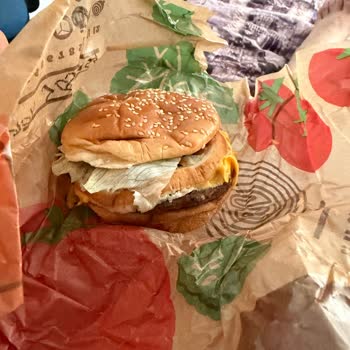 Yanlış Hamburger Ve 45 Dakikalık Canlı Destek Erişimi Sorunu