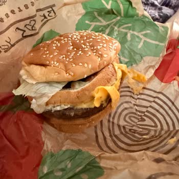 Yanlış Hamburger Ve 45 Dakikalık Canlı Destek Erişimi Sorunu