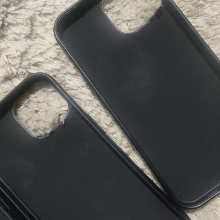 Hugacase'den Aldığım İphone 15 Kılıflar Görsellerle Uyuşmuyor Ve İade Yanıtsız