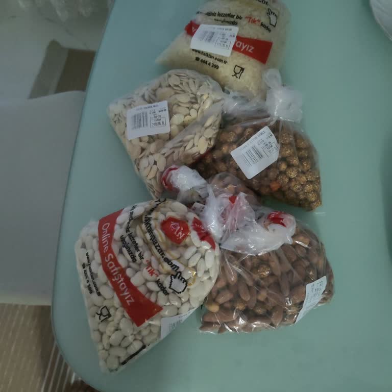 Bayat Kuruyemiş Ve Bakliyat Ürünleri İçin 779 TL İade Talebi