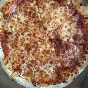Domino's Mersin Mezitli Şubesinde Sarımsaklı Kenarlı Ve Pastırmalı Pizza Eksik Geldi