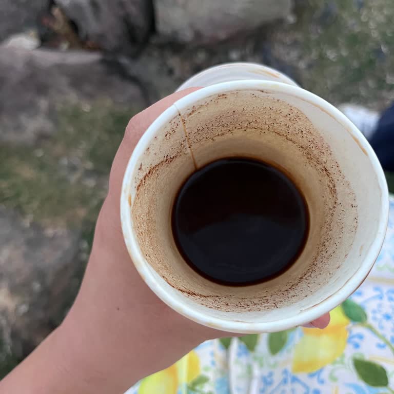 Espressolab Kartal Şubesinde Duble Türk Kahvesi Ücreti Alındı, Kahve Tek Kupa Boyutunda