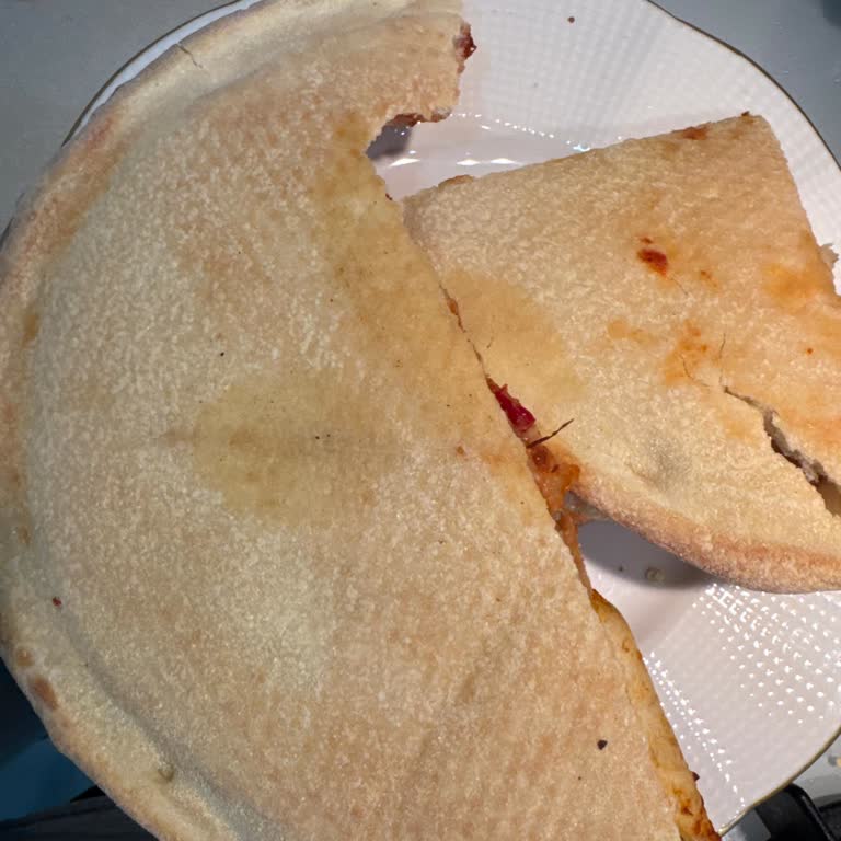 Pişmemiş Pizza Ve Boş Dürümlere Geri Dönüşsüz İade Talebi
