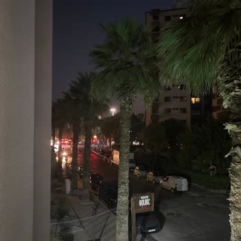 Bostanlı’da Sokak Lambaları Çalışmıyor; Güvenlik Riski Ve Acil Çözüm Talebi