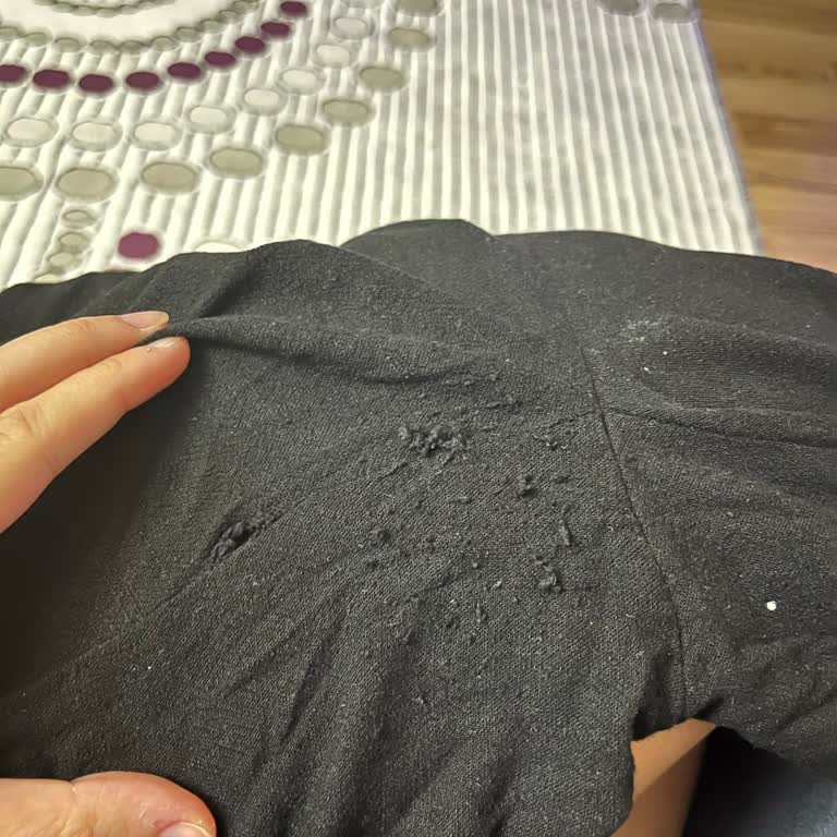 Stradivarius Pantolon Kısa Sürede Pilling Ve Aşınma Sorunu