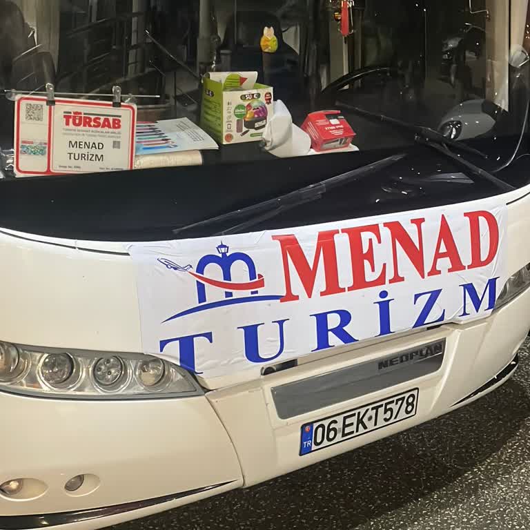 Profesyonellikten Uzak Tur Rehberi Ve Arızalı Otobüs Şikayeti