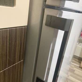 Yeni Buzdolabımın Kapak Kolu Kırıldı: Tasarım Hatası