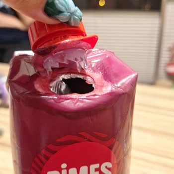 Kapağı Açık Dimes Vişne Meyve Suyu Bozuldu, İkame Talebi