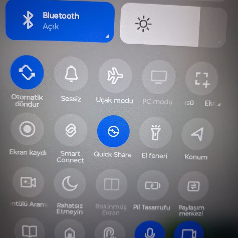 Lenovo Tabletimde Bölünmüş Ekran Ve PC Modu Özellikleri Kayboldu