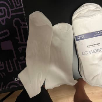 Etikette Saklanan Desen Ve Mağaza Yetkilisinin Kaba Tavrı