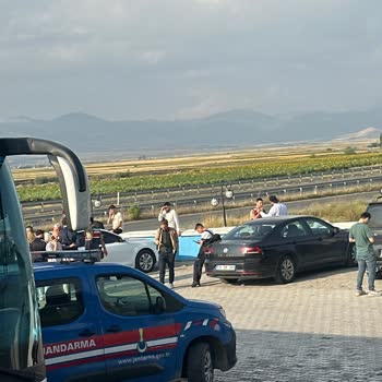 Araç Arızası Ve Bilgilendirme Eksikliği Nedeniyle Uzun Bekleme Ve Tam Ücret İadesi Talebi