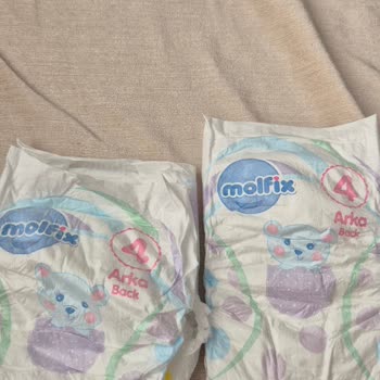 Molfix 4 Numaralı Bebek Bezi Paketi Yanlış Beden İçeriyor