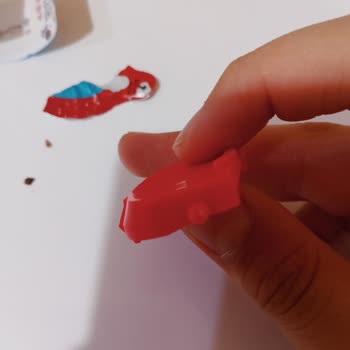 Ozmo Havalı Sürpriz Yumurta İçindeki Oyuncakta Kırık Parça Kullanılamaz