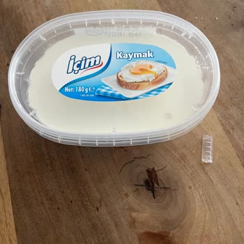 İçim Kaymak'ta Küf Sorunu Ve Sağlık Endişesi