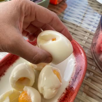 A101 Esentepe Şubesinde Bozuk Yumurtalar Müşteri Sağlığını Tehdit Ediyor