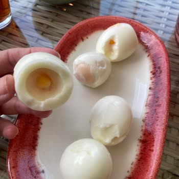 A101 Esentepe Şubesinde Bozuk Yumurtalar Müşteri Sağlığını Tehdit Ediyor