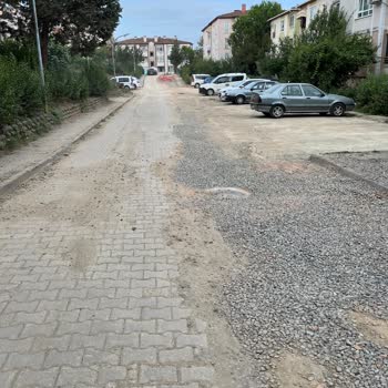 Serdar Mahallesi'nde 40 Gün Süren Altyapı Çalışması Ve Sürekli Su Kesintileri Mahalleyi Mağdur Etti