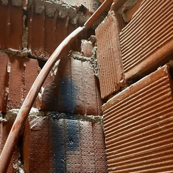 V&B Elektrik Ve Su Tesisatın Baştan Sona Yanlış Yapıldığı Ortaya Çıktı