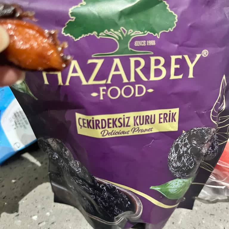 Hazarbey Food Çekirdeksiz Kuru Erik'te Çekirdek Çıktı Ve Etiket Yanıltıyor