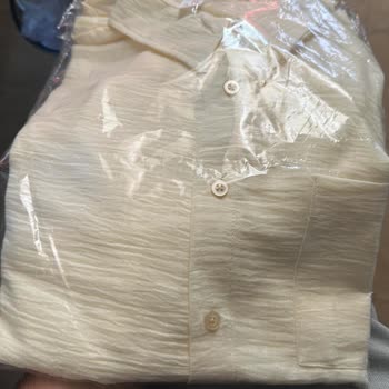 Seçtiğim Cepsiz Gömlek Ve Fermuarlı Tişört Yanlış Gönderildi, Firmadan Cevap Yok