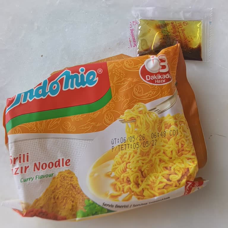 Köri Aromalı Hazır Makarnada Baharat Poşeti Eksikliği
