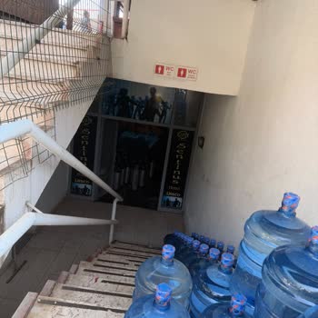 İki Buçuk Saat Bekleme, Kirli Ortam Ve Söz Verilen Hizmetlerin Yokluğu
